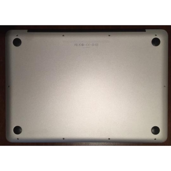 MacBook Pro Laptop Computer - Picture 4 of 6